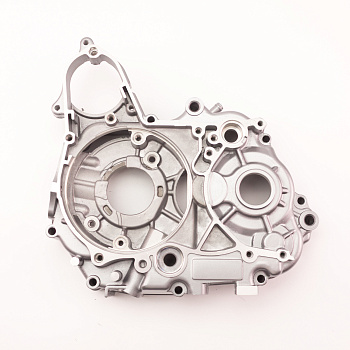 Картер двигателя левый YX 125 153FMI, 154FMI W120 полуавтомат верхний электростартер ориг.